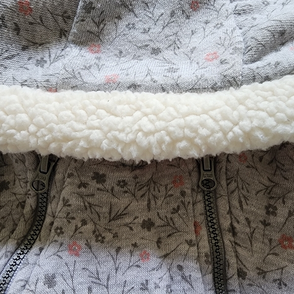 SOLD 3-6M 2 Zippered Bunting Snowsuit - Picture 4 of 4